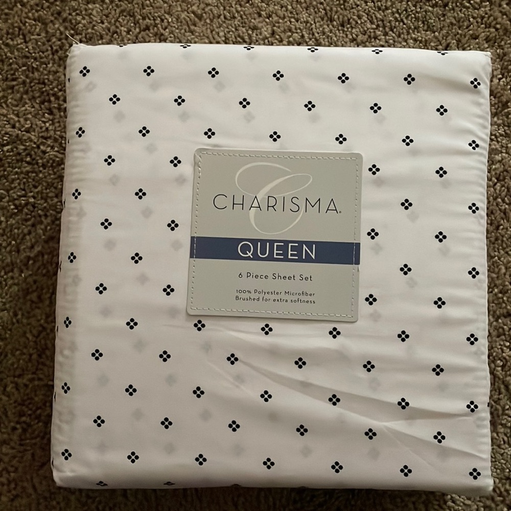 Queen 6 piece Sheets set